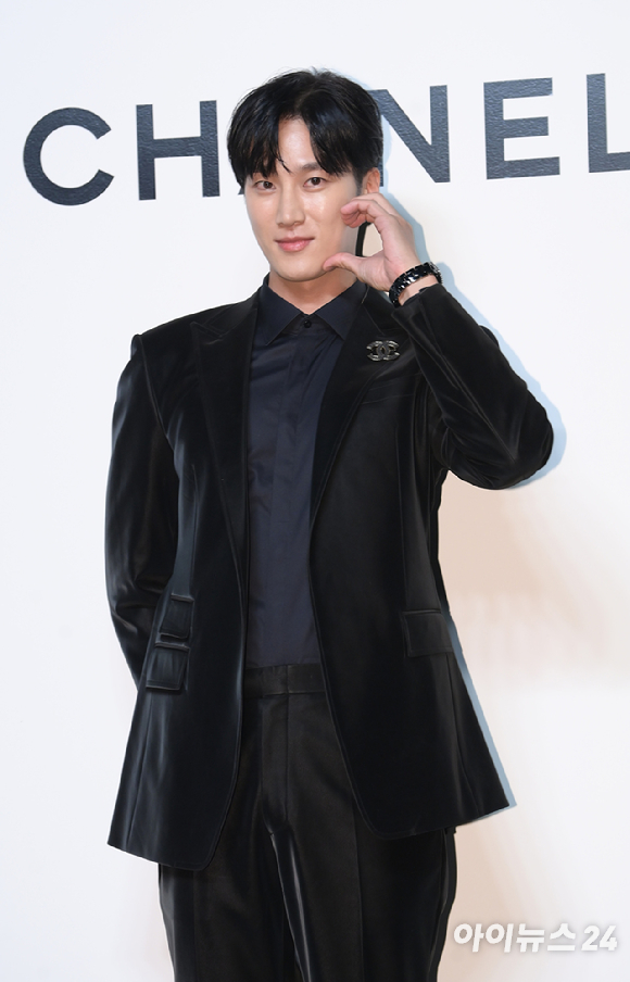 블랙핑크 지수가 20일 오후 서울 강남구 삼성동 메가박스 코엑스에서 열린 영화 '밀수'(감독 류승완) VIP 시사회에 참석하고 있다. [사진=정소희 기자]