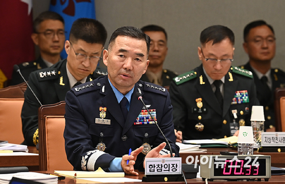 진영승 합동참모본부 의장이 8일 오후 서울 용산구 국방부에서 열린 국회 국방위원회의 합동참모본부에 대한 국정감사에서 의원질의에 답하고 있다. [사진=곽영래 기자]