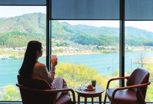 스타벅스 리버사이드대성리DT점. [사진=스타벅스]