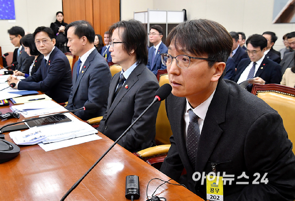 박대준 전 쿠팡 대표이사가 30일 서울 여의도 국회에서 열린 쿠팡 침해사고 및 개인정보 유출, 불공정 거래, 노동환경 실태 파악과 재발방지 대책 마련을 위한 청문회에서 질의에 답변하고 있다. [사진=곽영래 기자]