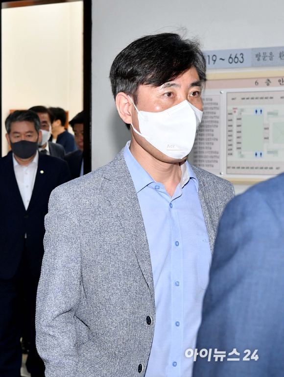 19일 서울 여의도 국회에서 열린 정보위원회 전체회의에 여당 간사인 하태경 국민의힘 의원이 참석하고 있다. [사진=김성진 기자]