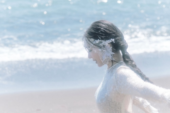 티파니 영 새 싱글 &lsquo;Summer&rsquo;s Not Over&rsquo;(서머스 낫 오버) 이미지 [사진=퍼시픽 뮤직 그룹]