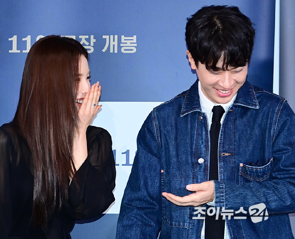 배우 조인성-신세경-박정민이 4일 오후 서울 CGV 용산아이파크몰에서 열린 영화 '휴민트'(감독 류승완) 언론시사회에 참석하고 있다. [사진=정소희 기자]