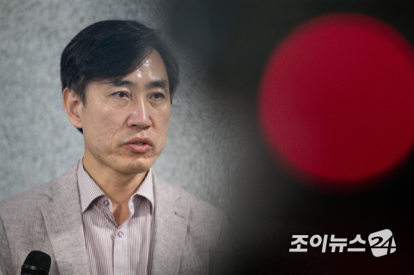 하태경 국민의힘 의원이 5일 서울 여의도 국회 의원회관에서 열린 제4차 상임전국위원회를 마친 후 취재진 질문에 답하고 있다. [사진=김성진 기자]