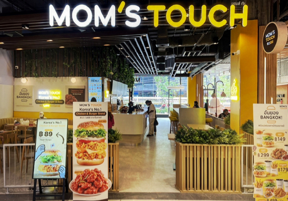 맘스터치 태국 5호점. [사진=맘스터치]