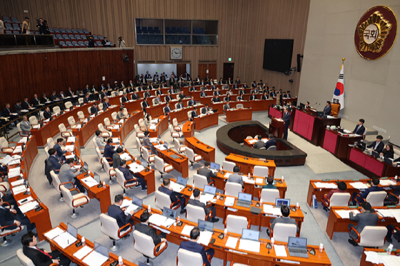 한덕수 국무총리가 7일 오전 서울 여의도 국회에서 열린 예산결산특별위원회 전체회의에서 인사말을 하고 있다. 2024.11.07.  [사진=뉴시스]