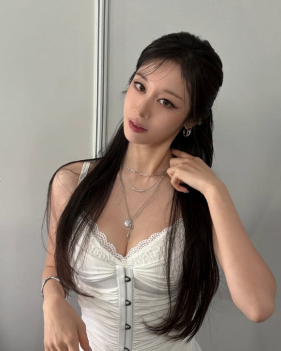 '컴백 예고' 핑클, 40대 맞아? 20대 아이돌 비주얼 '깜짝'