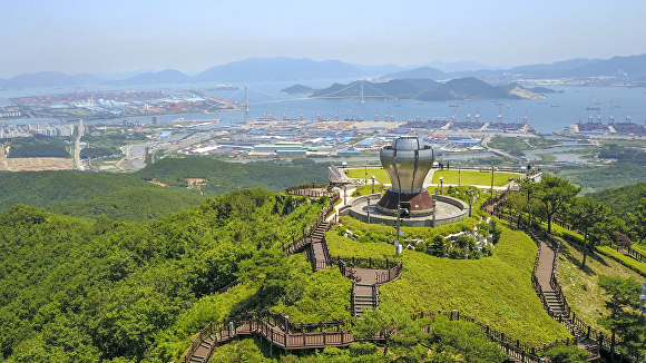 전남도의 12월 여행지로 선정된 '광양 구봉산 전망대' 전경 [사진=전남도]