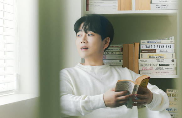 황영웅 이미지. [사진=골든보이스]