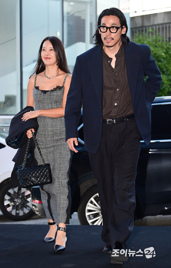 [포토] 백지영, 9살 연하 남편 정석원과 함께 파티 나들이