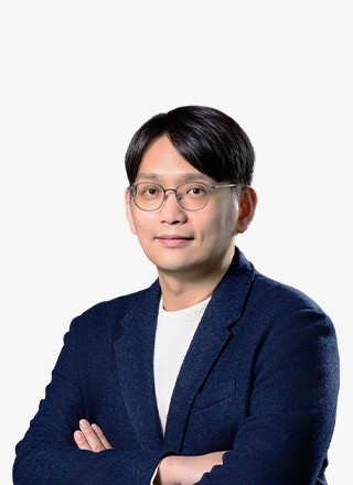 이재용 삼성전자 회장이 지난달 30일 서울 코엑스에서 열린 엔비디아의 그래픽카드(GPU) '지포스' 출시 25주년 행사에서 단상에 올라 발언하고 있다.[사진=공동취재/연합뉴스]