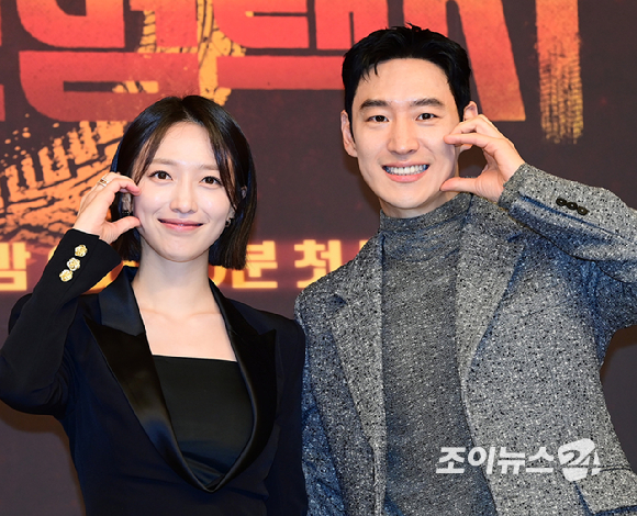 배우 이제훈이 18일 오후 서울 양천구 목동 SBS에서 열린 SBS 새 금토드라마 '모범택시3' 제작발표회에 참석하고 있다. [사진=정소희 기자]