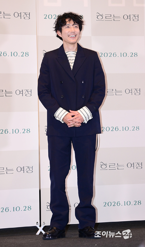 배우 저스틴 민이 16일 오후 서울 CGV 용산아이파크몰에서 열린 영화 '흐르는 여정'(감독 김진유) 언론시사회에 참석하고 있다. [사진=정소희 기자]