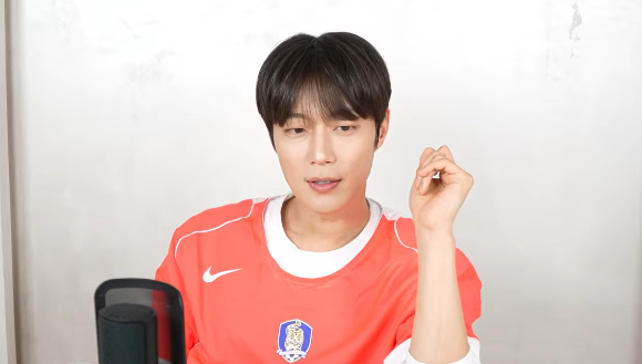 홍명보호 남아공 패배에⋯연예계 스타들도 허탈·분노 "최악의 지도자"