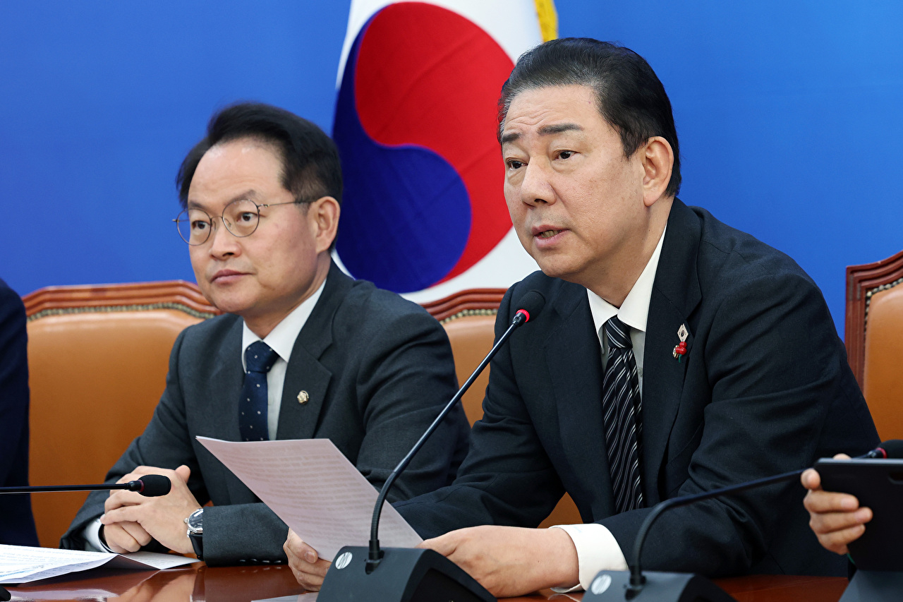 더불어민주당 김병기 원내대표가 4일 서울 여의도 국회에서 열린 정책조정회의에서 발언하고 있다. 2025.12.4 [사진=연합뉴스]