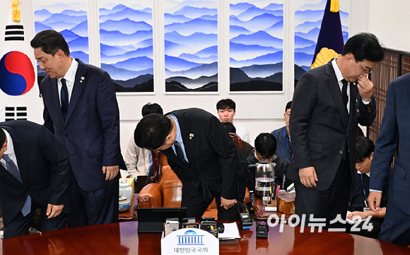 김현지 제1부속실장이 21일 용산 대통령실에서 열린 국무회의에 참석해 있다. 2025.10.21 [사진=연합뉴스]