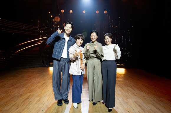 &apos;언포게터블 듀엣&apos; 장윤정 &quot;이보다 보람있는 방송 있을까, 난관 뛰어넘을 것&quot;