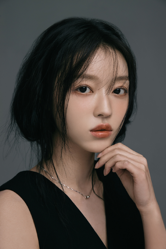 오마이걸 멤버 유아 프로필 [사진=링컴즈]