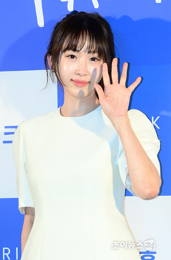 [포토] 눈 앞트임 복원한 강예원, 순둥해진 이미지