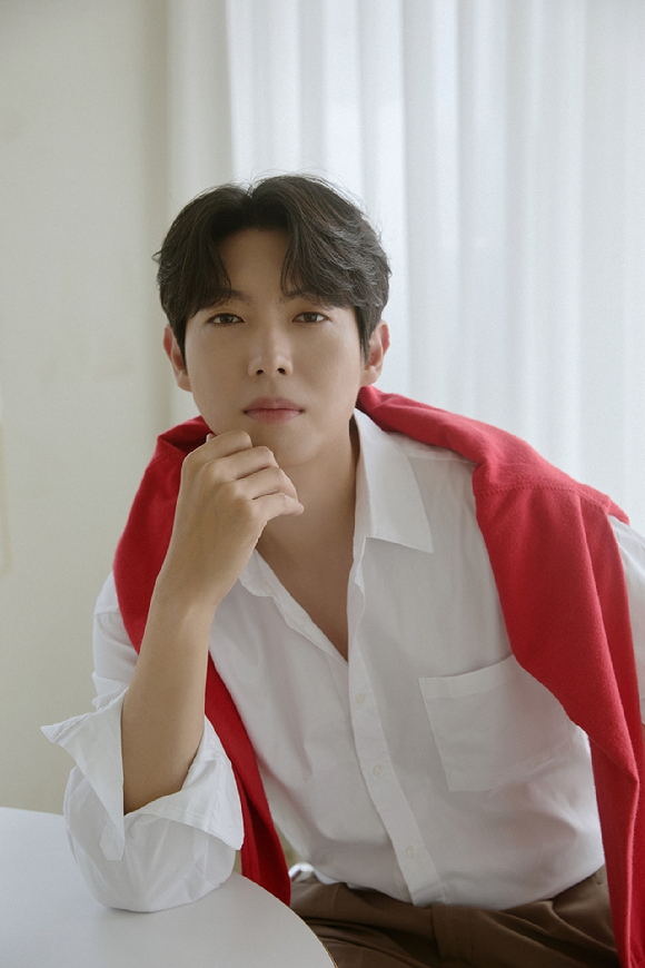 손태진, &apos;열혈농구단&apos; 합류⋯&quot;스포츠는 제 삶의 큰 에너지원&quot;