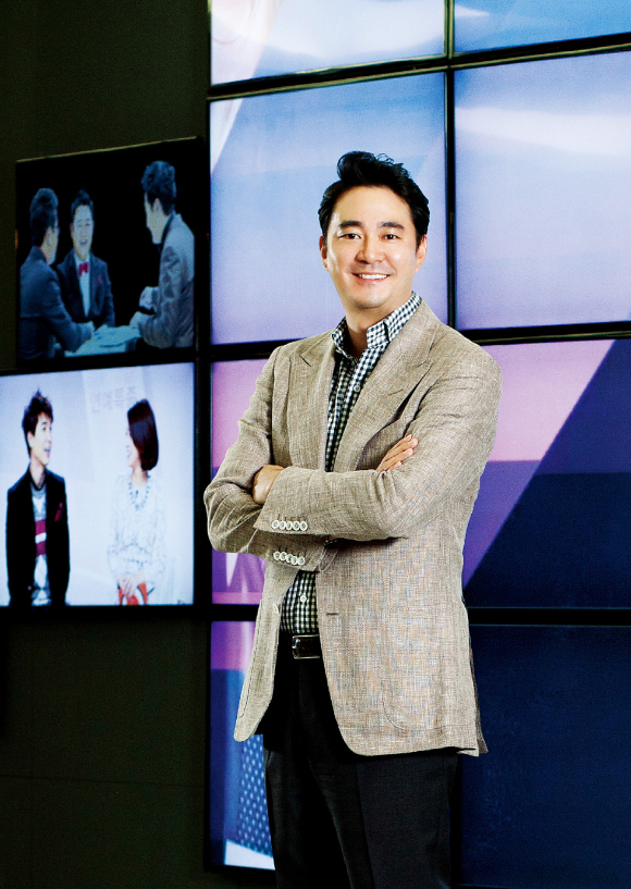 [퇴근길이슈] 중앙그룹 회생절차·빅뱅 월드투어·이준영 입대·배기성 부친상
