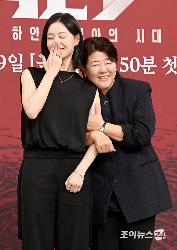 '닥터X' 김지원 "이정은과 워맨스, 베스트 커플상 받을 수 있을까요?"