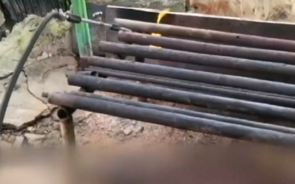 경기도 부천에서 전기 쇠꼬챙이 등으로 개를 도살한 불법 도살장이 적발됐다. [사진=MBN 보도화면 캡처]