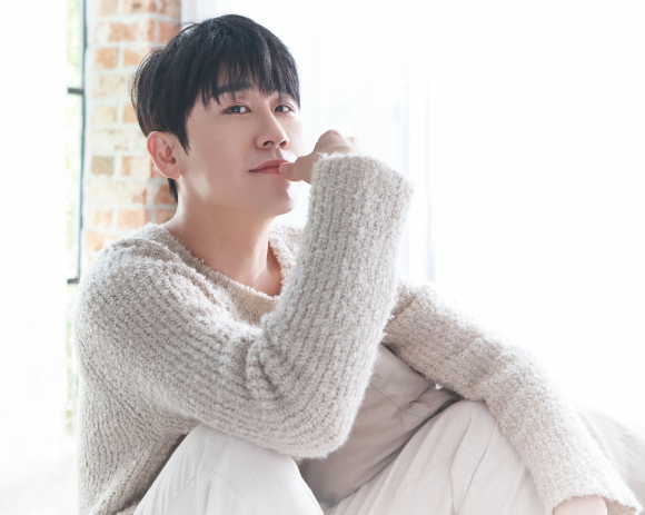 가수 영탁이 오프라인 팝업스토어를 진행한다. [사진=밀라그로 ]