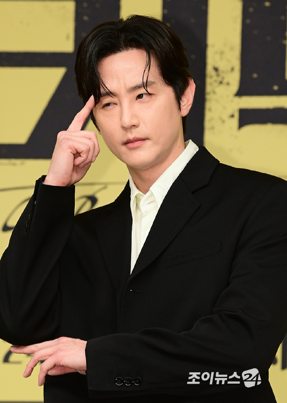 배우 권율이 24일 오후 서울 목동 SBS 사옥에서 진행된 SBS 새 금토드라마 '커넥션' 제작발표회에 참석하고 있다. [사진=정소희 기자]