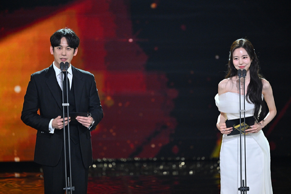 'KBS연기대상' 박기웅 진세연 [사진=KBS ]
