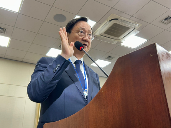 이찬진 금융감독원장이 19일 국회 정무위원회 국정감사에서 업무보고를 하고 있다.[사진=도수화 기자] [사진=도수화 기자]