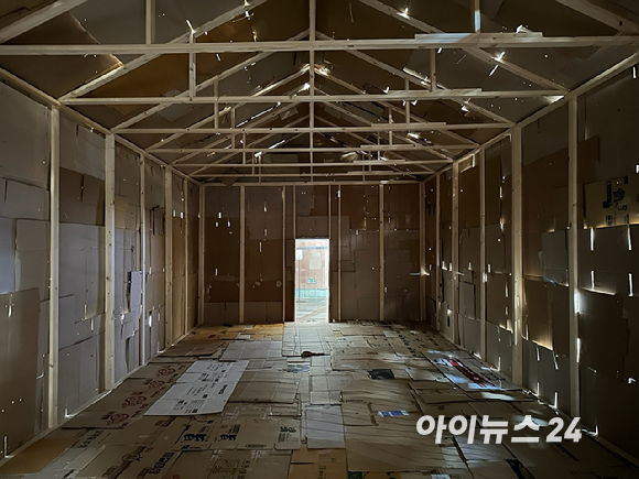 융복합예술 기획전시 '우리들의 낙원(Our Enchanting Paradise)'이 문화체육관광부 주최, 한국공예·디자인문화진흥원 주관으로 13일 서울 용산구 문화역서울284(옛 서울역사)에서 개막했다. [사진=문화역서울284]