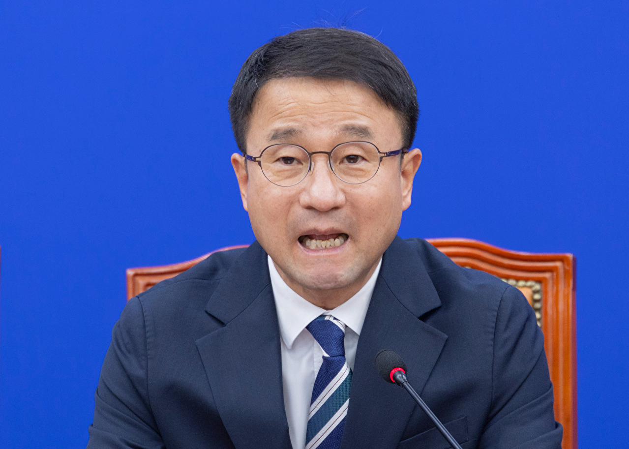 더불어민주당 한병도 원내대표가 15일 국회에서 열린 국정감사 대책 회의에서 발언하고 있다. 2026.10.15 [사진=연합뉴스]