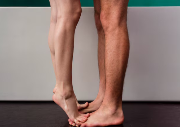 팬티를 입지 않고 생활하는 남자친구 때문에 고민하는 여성의 사연이 공개됐다. 사진은 본 기사 내용과 무관. [사진=Freepik ]