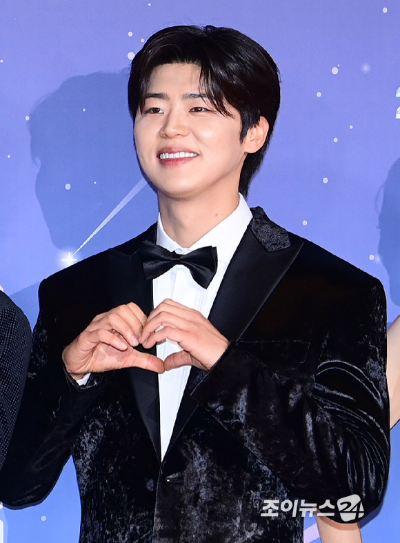 '나 혼자 산다' 가수 박지현이 29일 오후 서울 마포구 MBC 사옥에서 열린 '2025 MBC 방송연예대상' 포토월 행사에 참석하고 있다. [사진=정소희 기자]