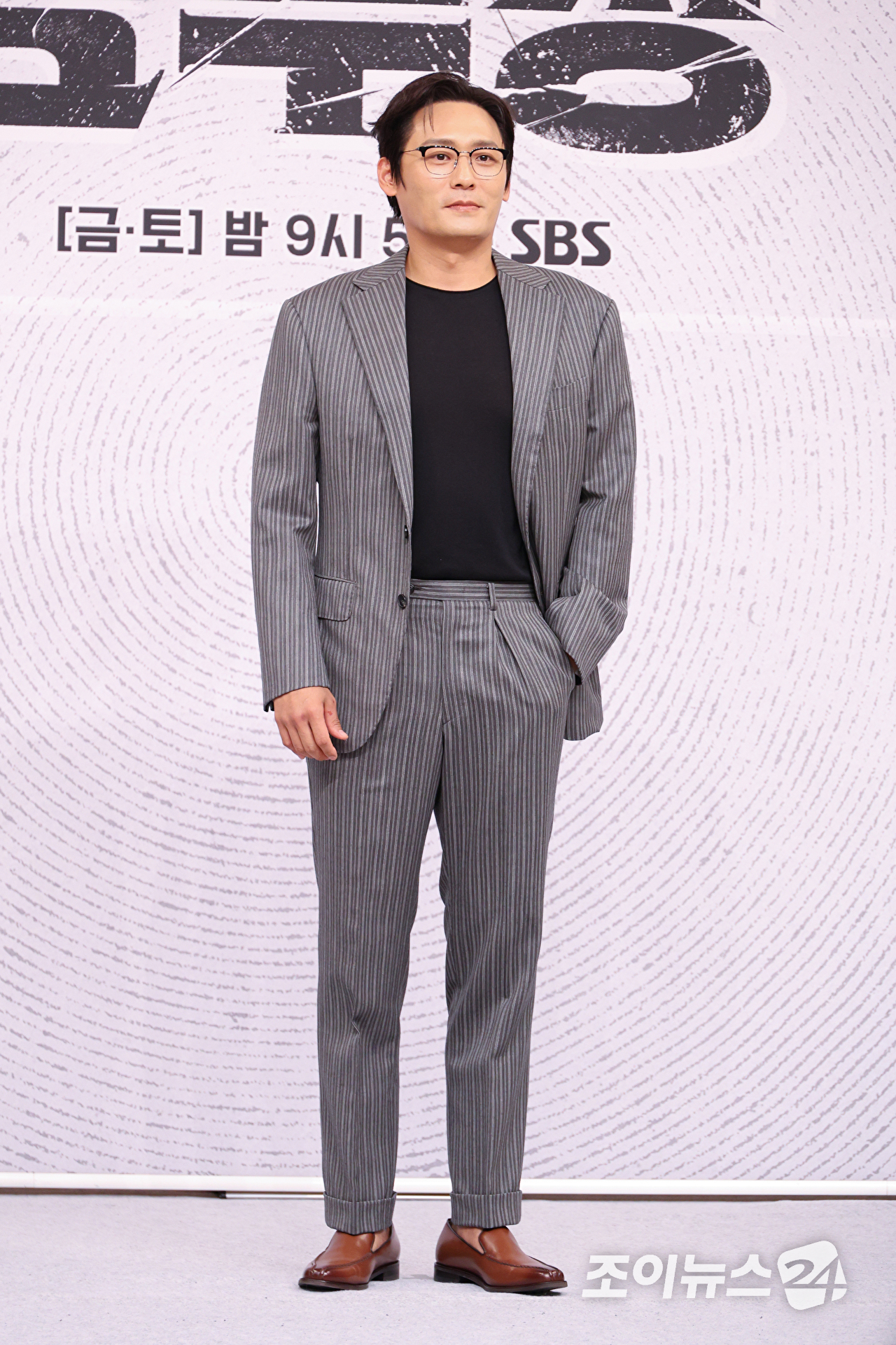배우 최대훈이 25일 오후 서울 양천구 목동 SBS에서 진행된 SBS 새 금토드라마 '김부장' 제작발표회에 참석해 포즈를 취하고 있다. [사진=문수지 기자]