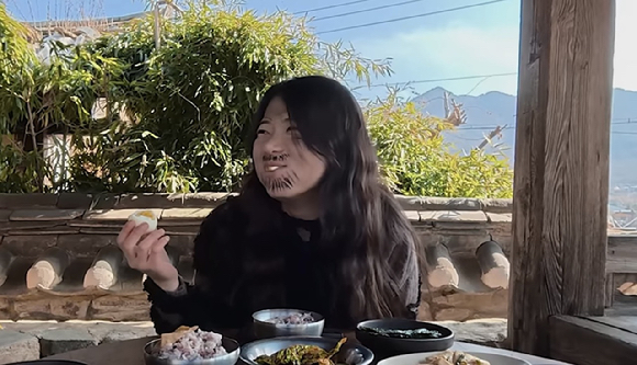 '충주맨' 떠난 자리 '추노' 패러디 [사진=충주시 공식 유튜브 채널 '충TV' 캡처]