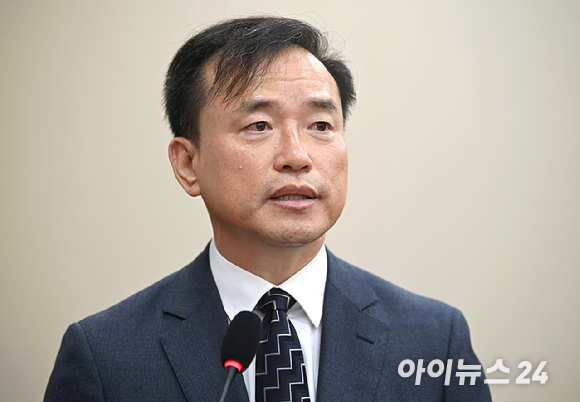 김종철 방송미디어통신위원회 위원장 후보자가 16일 서울 여의도 국회에서 열린 인사청문회에서 모두발언을 하고 있다. [사진=곽영래 기자]