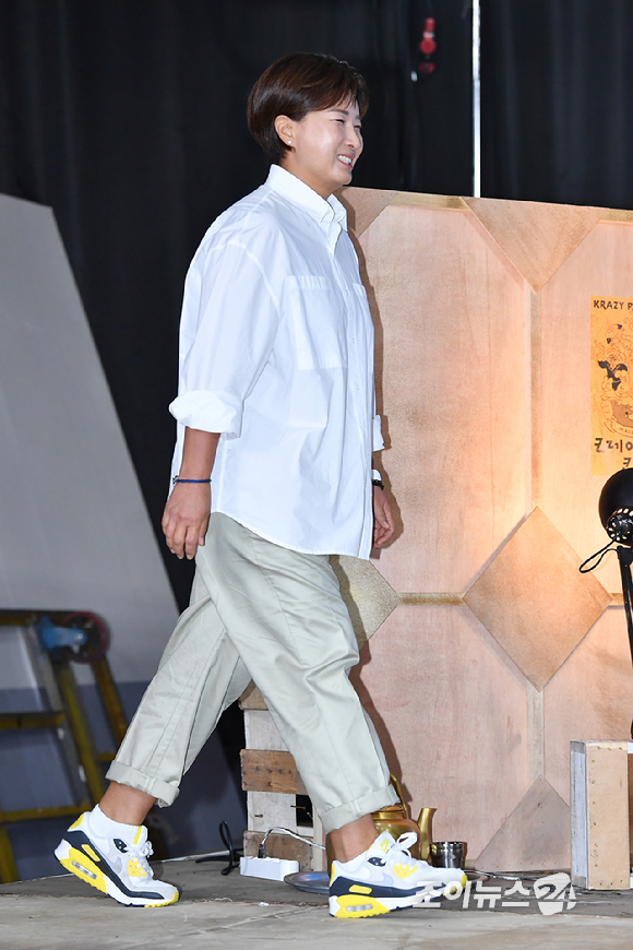 전 골프선수 박세리가 10일 오전 서울 영등포구 여의도동 KBS별관에서 진행된 KBS 2TV 새 예능프로그램 '크레이지 리치 코리안' 제작발표회에 참석해 포즈를 취하고 있다. [사진=문수지 기자]