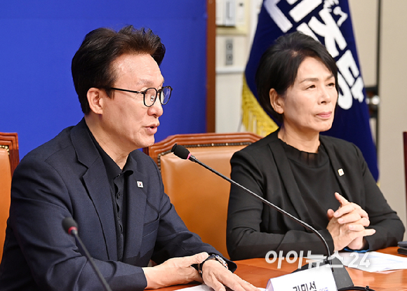김민석 더불어민주당 당대표가 17일 서울 여의도 국회에서 열린 미디어공공성강화TF 1차 회의에서 발언하고 있다. [사진=곽영래 기자]