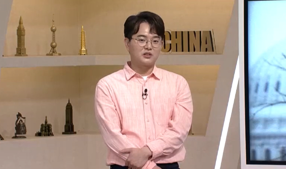 '벌거벗은 세계사' 한양대학교 ERICA 글로벌문화통상학부 백서인 교수 [사진=tvN ]