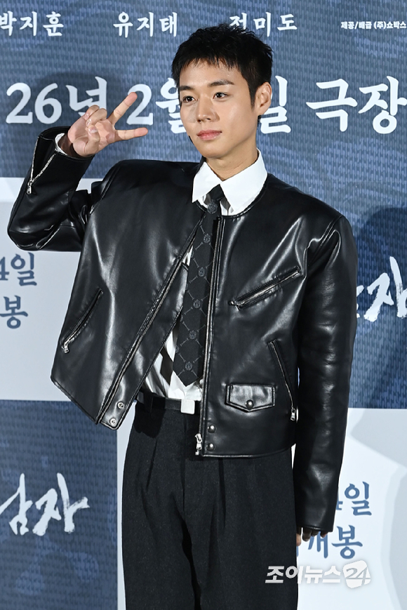 배우 박지훈이 19일 오전 서울 용산구 CGV용산아이파크몰점에서 열린 영화 '왕과 사는 남자'(감독 장항준) 제작보고회에 참석해 포즈를 취하고 있다. [사진=문수지 기자]