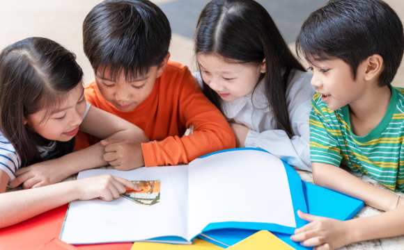 한국발 학습만화가 인기를 끌면서 일본 학습만화 시장이 역사 중심에서 과학&middot;금융&middot;영어 등 다양한 분야로 빠르게 확장되고 있다. 사진은 본 기사 내용과 무관. [사진=Wasabi-jpn]