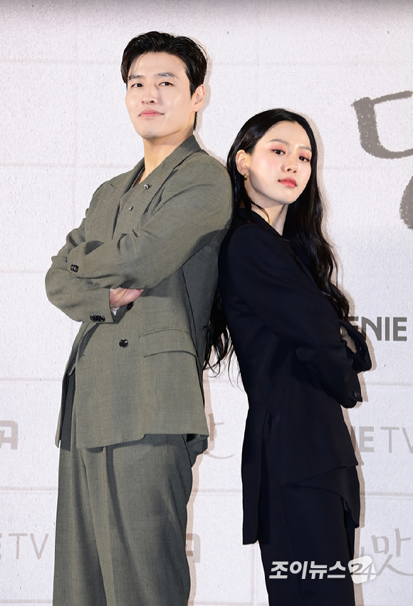 배우 강하늘과 고민시가 8일 오후 서울 마포구 상암동 스탠포드 호텔에서 진행된 지니 TV 오리지널 '당신의 맛' 제작발표회에 참석하고 있다. [사진=정소희 기자]