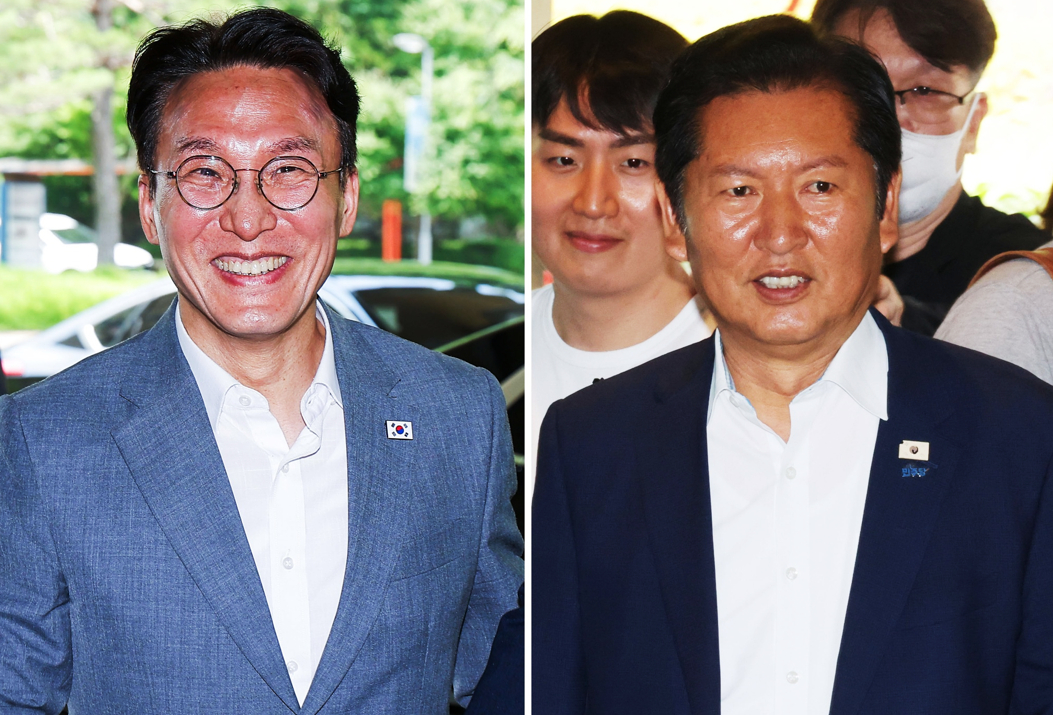 김민석 전 국무총리(왼쪽)와 더불어민주당 정청래 전 대표가 지난달 28일 경기도 광주시 곤지암리조트에서 열린 민주당 청년 당선인 워크숍에 참석하고 있다. 2026.6.28 [공동취재] [사진=연합뉴스]