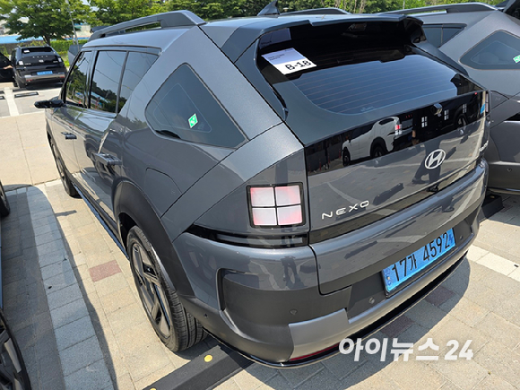 현대차 '디 올 뉴 넥쏘' 정측면. [사진=김종성 기자]