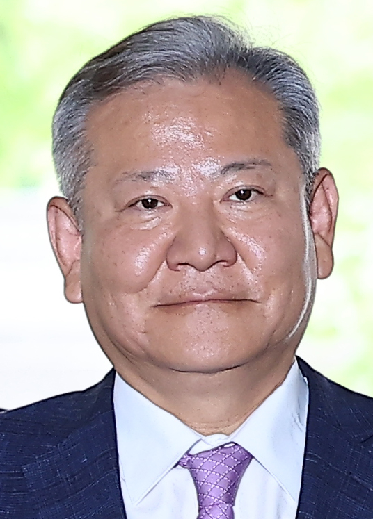이상민 전 행정안전부 장관이 구속 전 피의자 심문(영장실질심사)을 위해 31일 서울 서초구 서울중앙지방법원으로 들어서고 있다. 2025.7.31 [사진=연합뉴스]