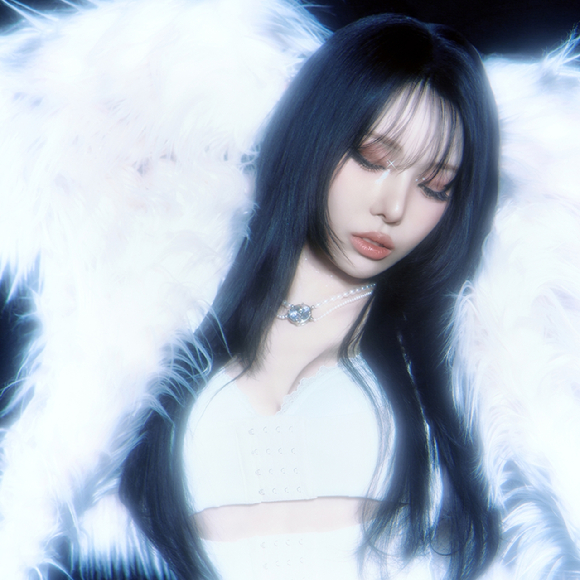 카드 전소민 신보 온라인 커버 이미지 [사진=DSP미디어]