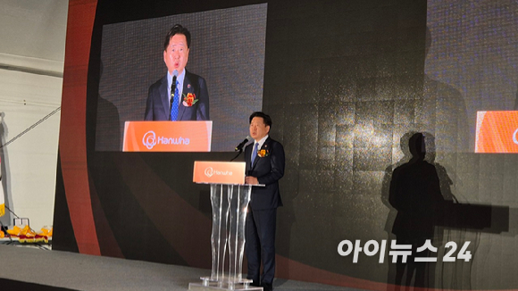 누리호(4차 발사)가 지난 11월 27일 새벽 고흥 나로우주센터에서 발사되고 있다. [사진=항우연]