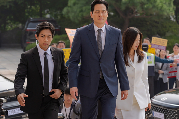 '북극성' 포스터. [사진=디즈니+]